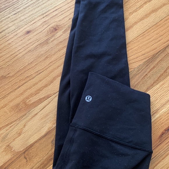 Black lululemon leggings - Picture 4 of 4